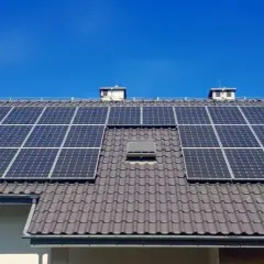 Ile energii rocznie z fotowoltaiki? Zaskakujące dane i fakty