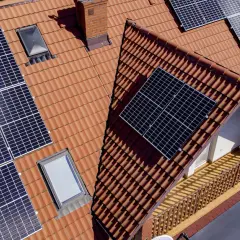 Nowe zasady fotowoltaiki – czy opłaca się inwestować w energię?