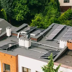 Fotowoltaika jak dobrać moc, aby uniknąć nadmiaru kosztów energii