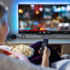 Ile prądu pobiera TV? Sprawdź, jak zaoszczędzić na rachunkach